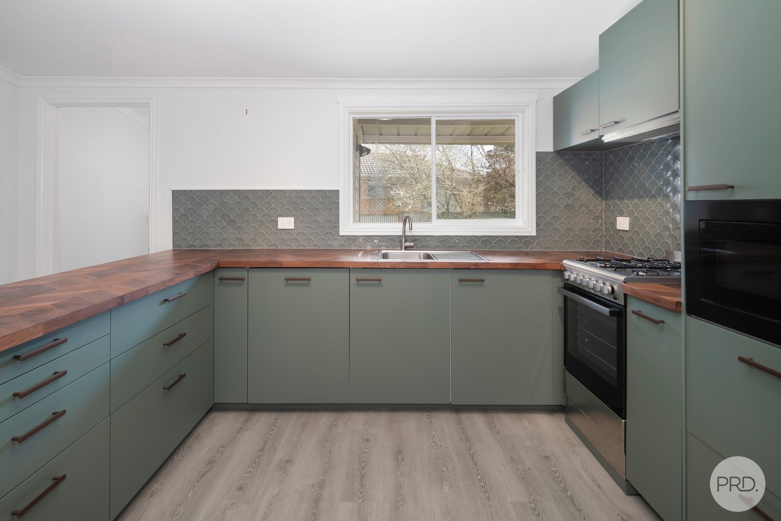 816 Skipton Street REDAN 2
