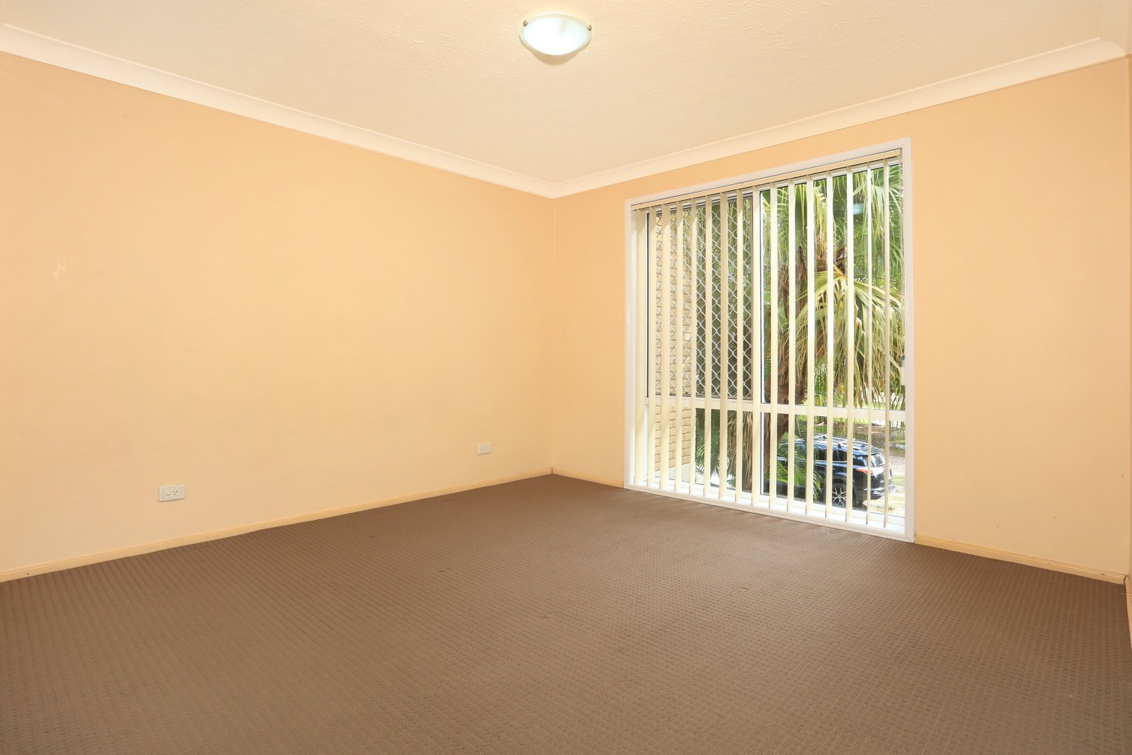 8/16 Whitby Street SOUTHPORT 10