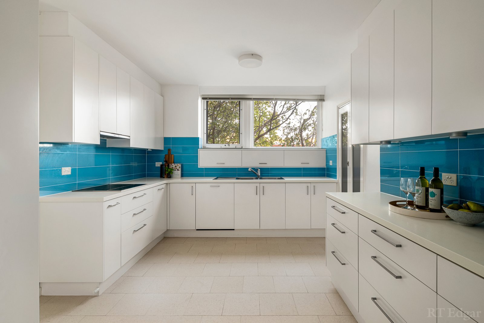 Real Estate and Property in 8/16 Woorigoleen Road, Toorak, VIC