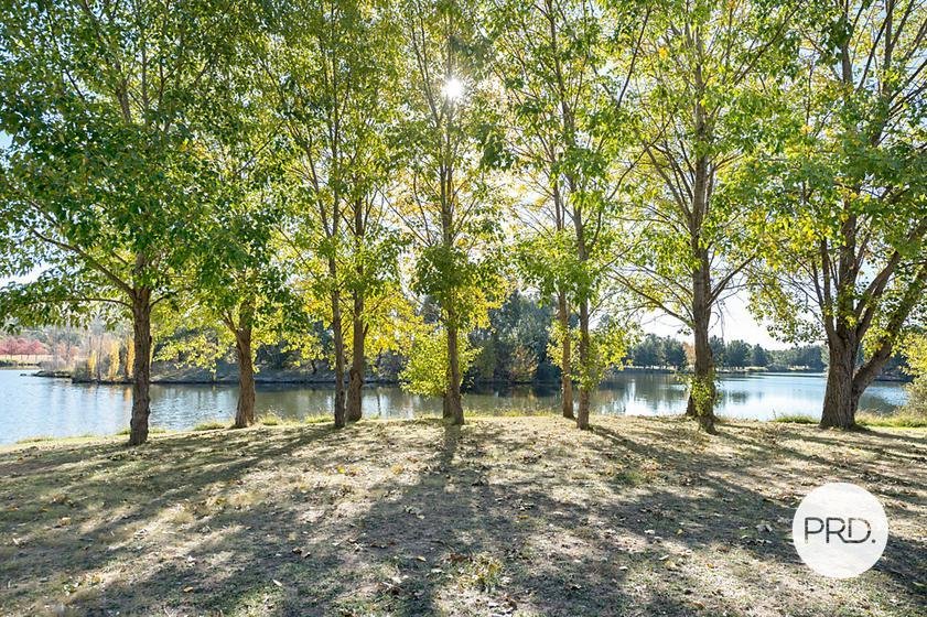 8/167 Mortimer Lewis Drive GREENWAY 14