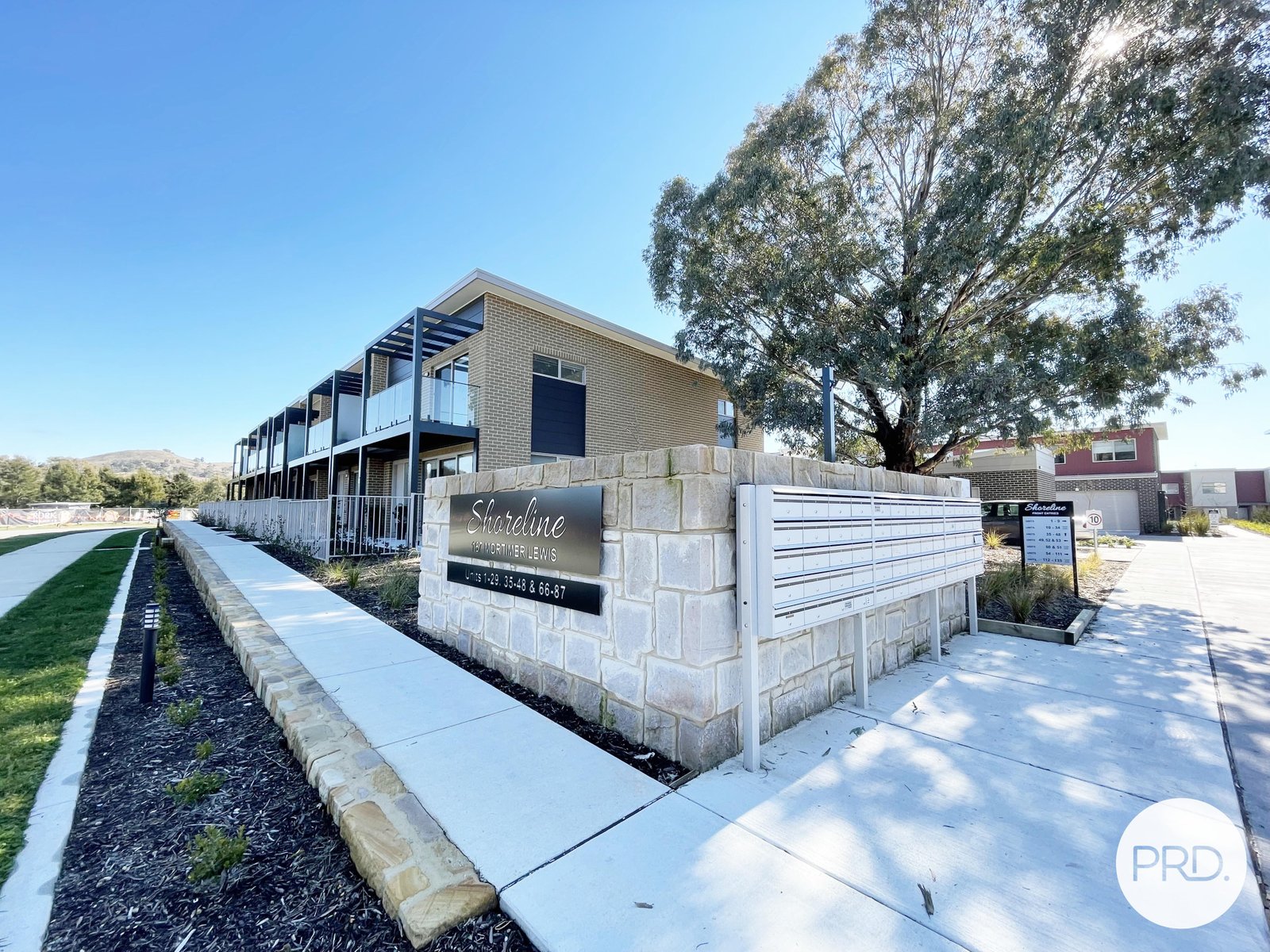 8/167 Mortimer Lewis Drive GREENWAY 1