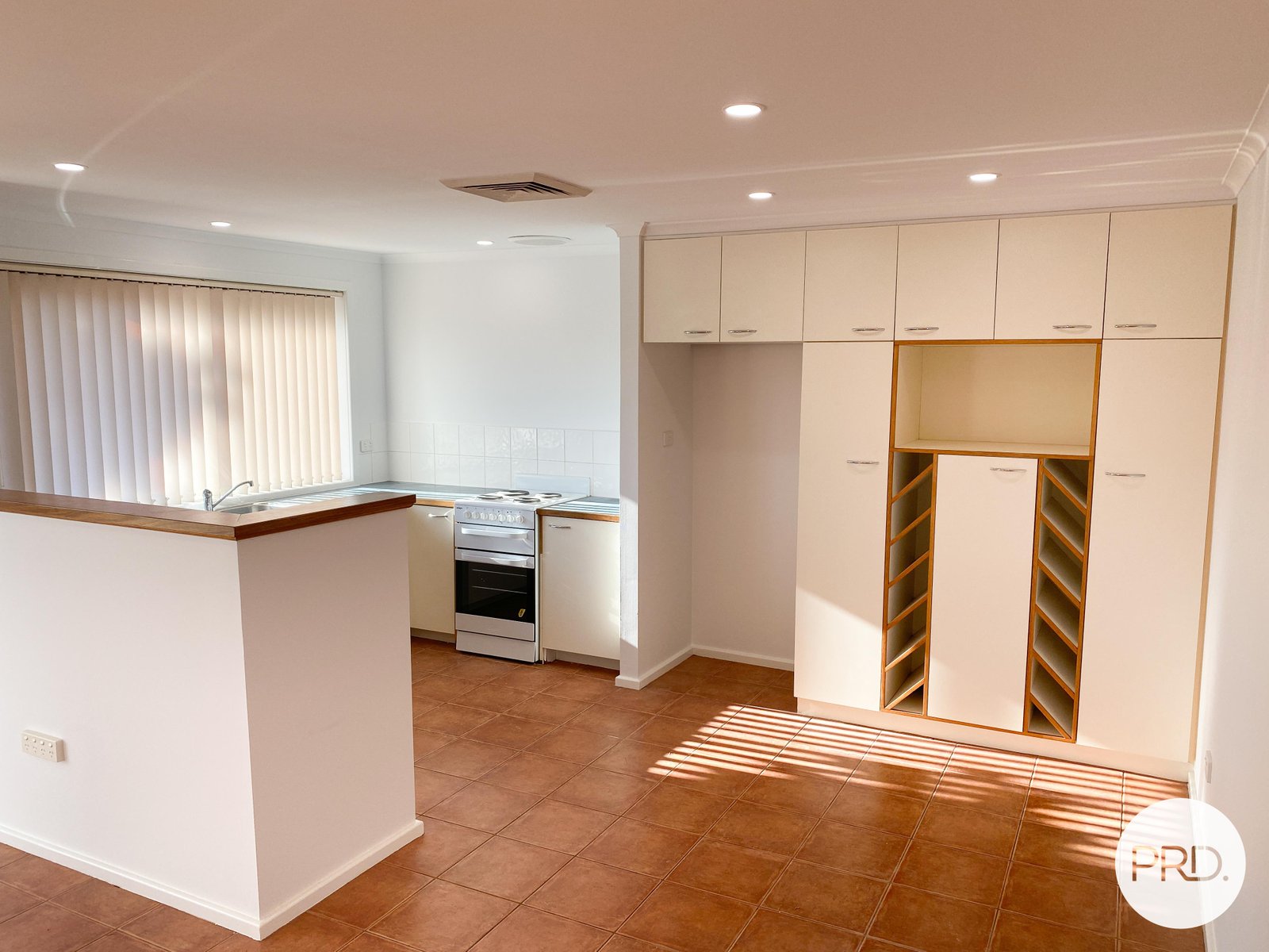 8/17 Bond Place PEGS CREEK 4