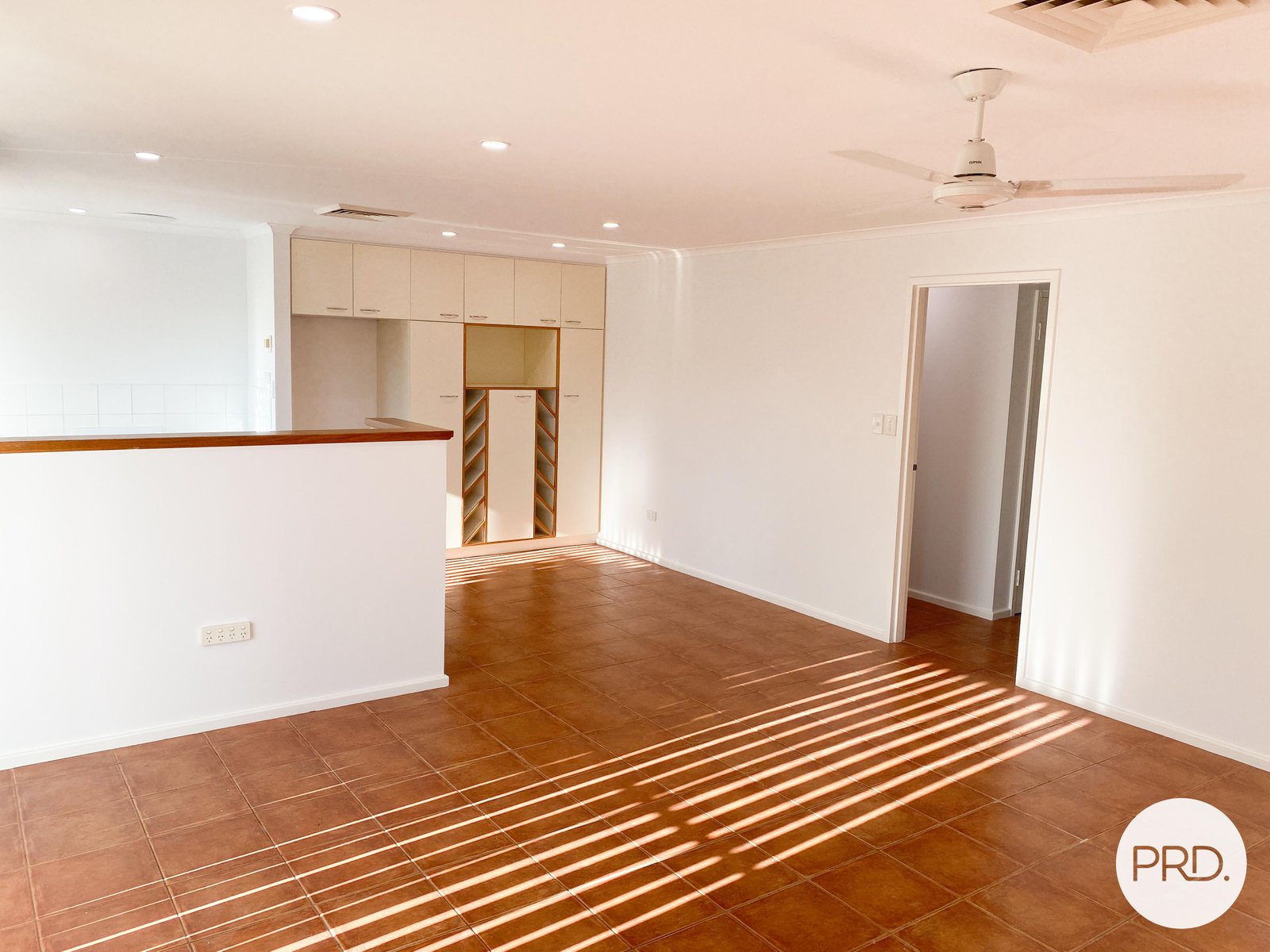 8/17 Bond Place PEGS CREEK 3