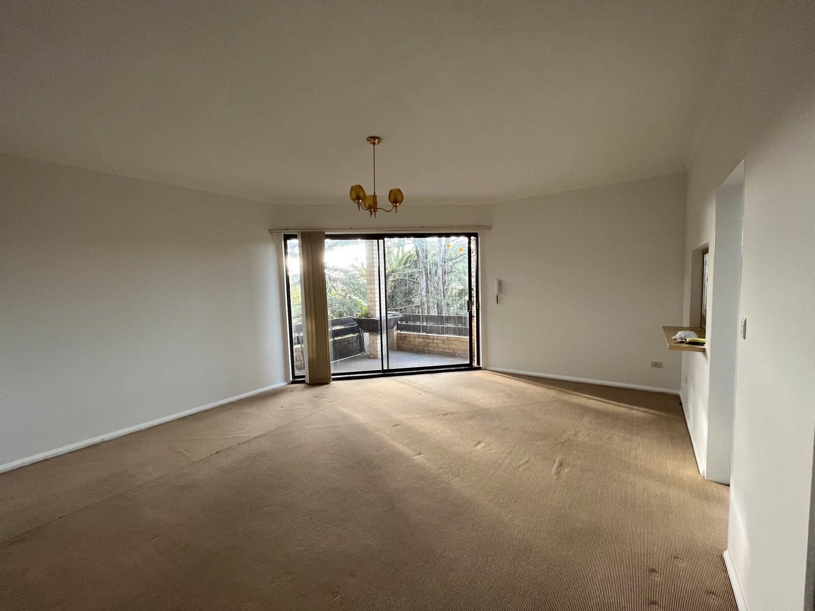 8/17 Gannon Avenue DOLLS POINT 2