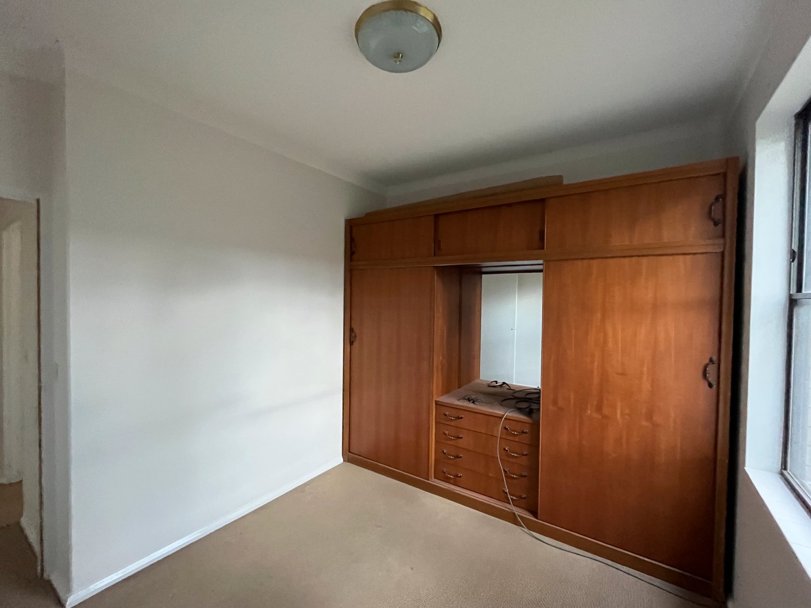 8/17 Gannon Avenue DOLLS POINT 4