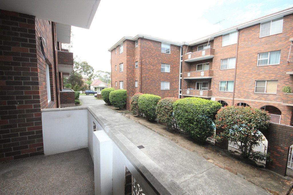 8/17 Green Street KOGARAH 7