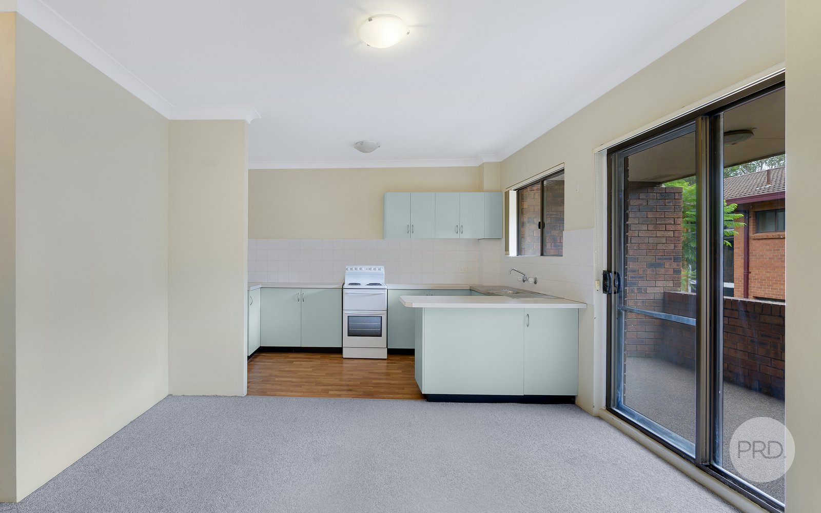 8/17 Preston St  JAMISONTOWN 4