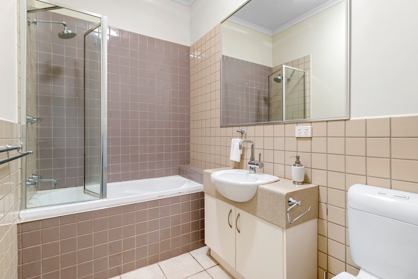 Gallery: 8/170 St Kilda Road