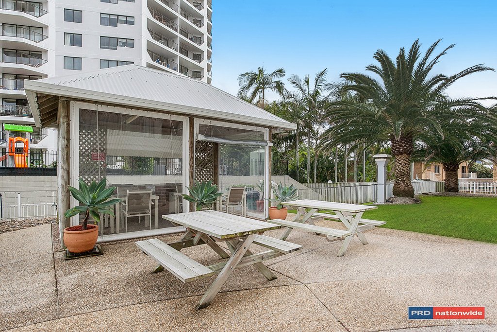 8/170 The Esplanade BURLEIGH HEADS 10