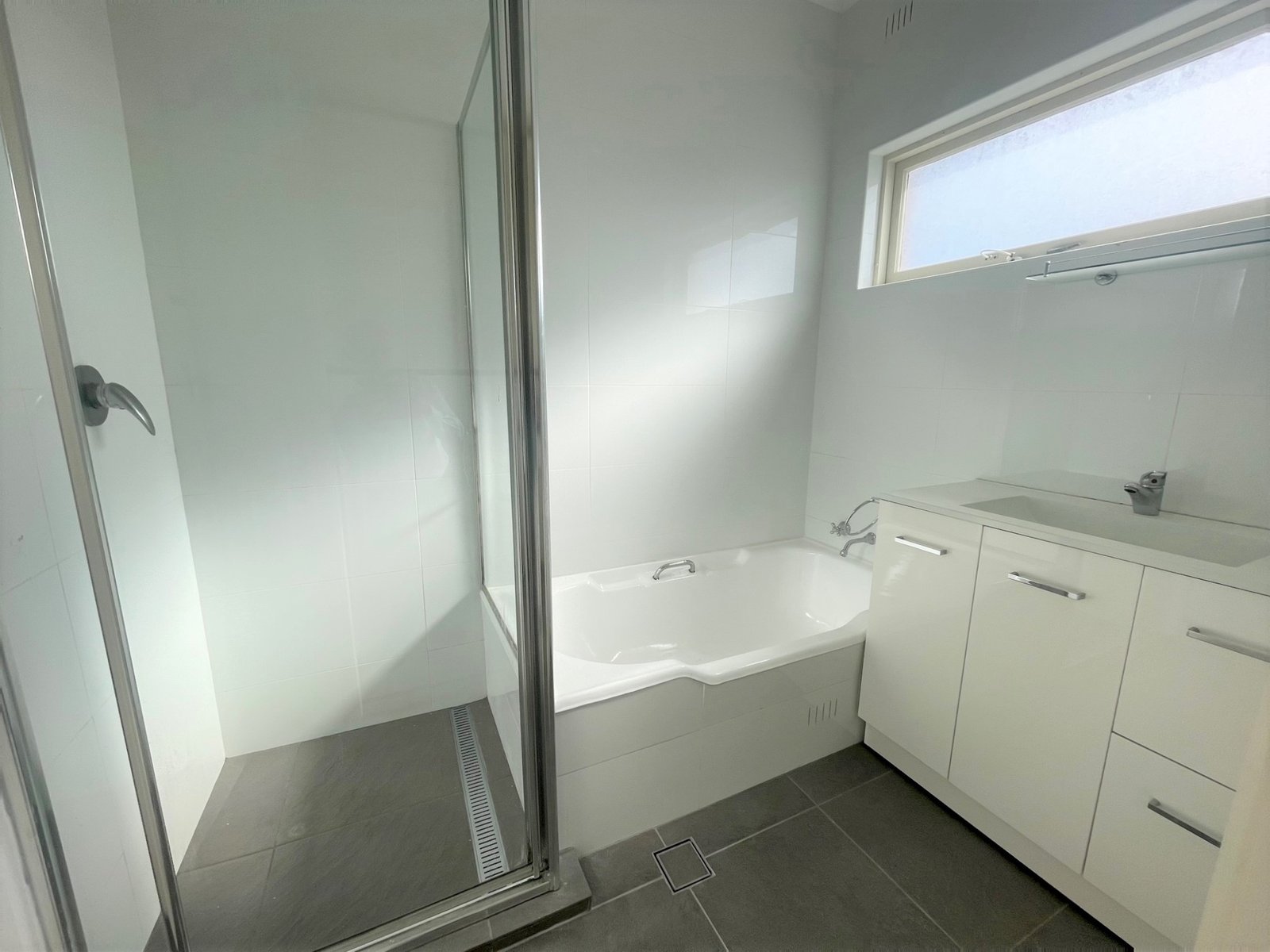 8/174 Broadarrow Road RIVERWOOD 6