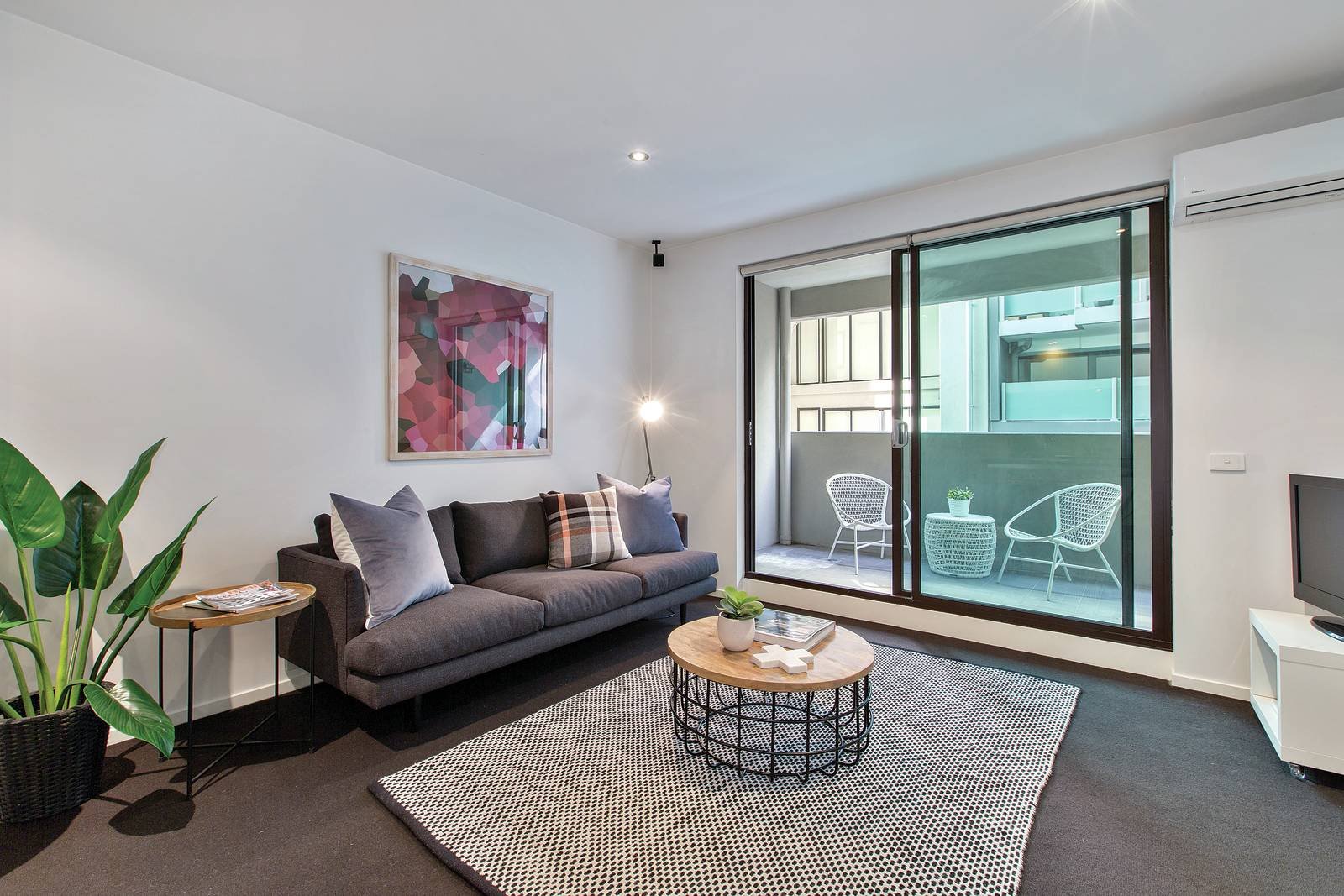 8/174 Esplanade East, Port Melbourne, VIC