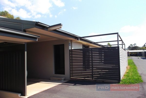 8/176 Capper Street TUMUT 1