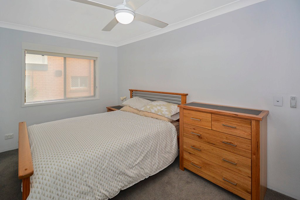 8/18 Lanham Street COOLANGATTA 6