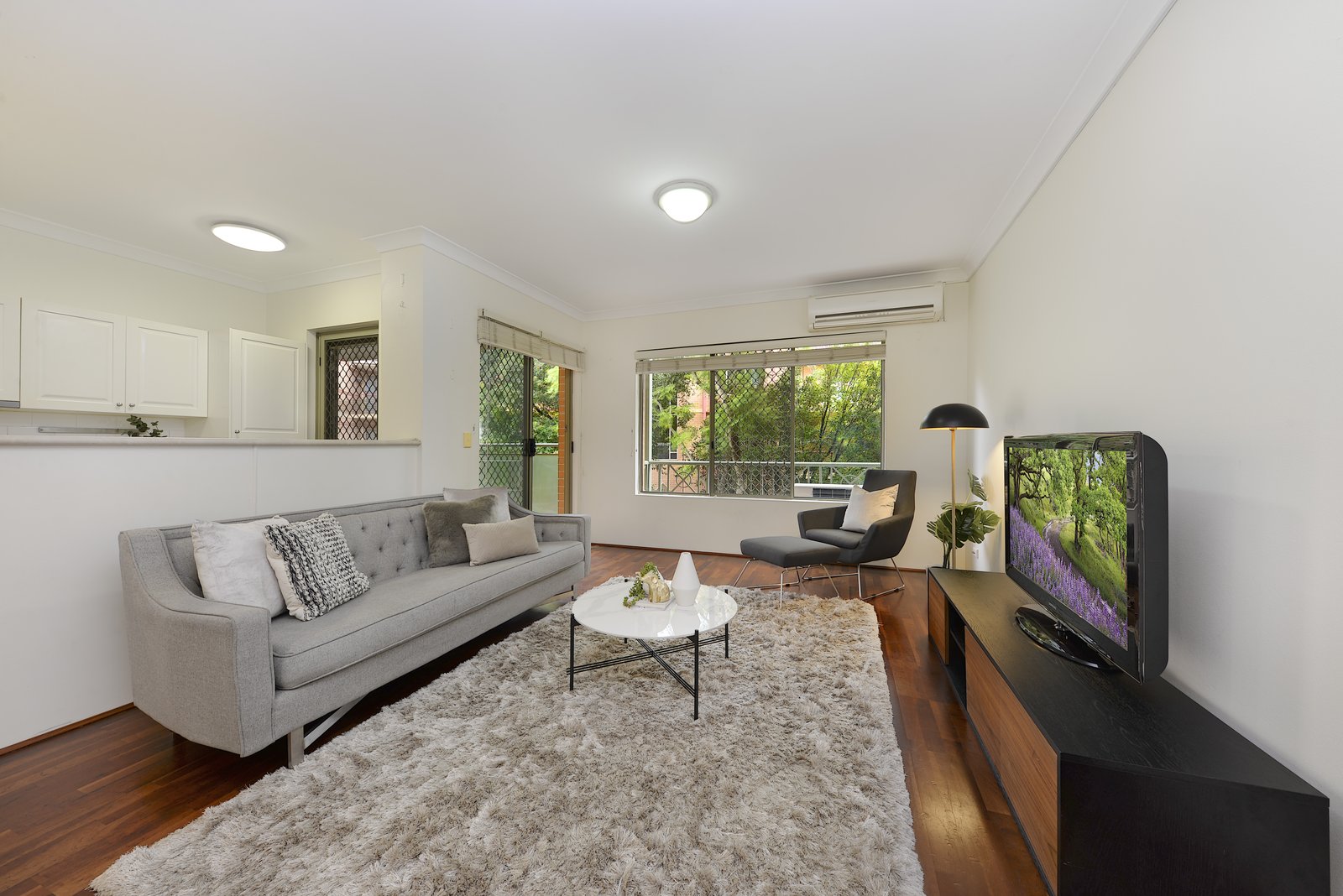 8/18 Morgan Street BOTANY 1