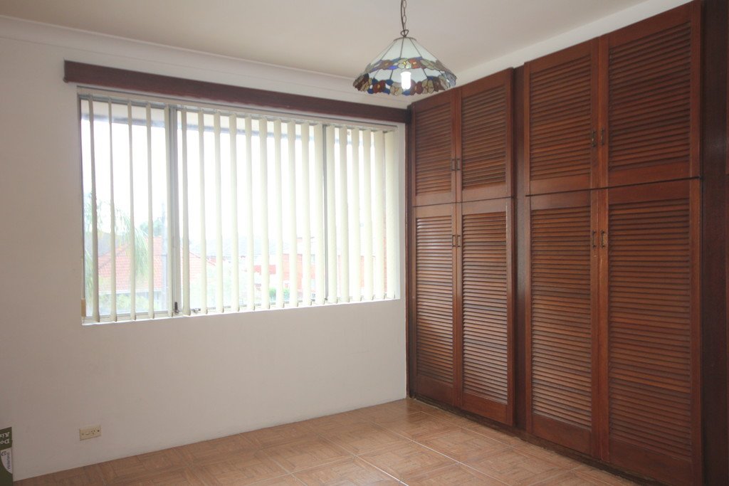 8/18 Phillip Street ROSELANDS 3