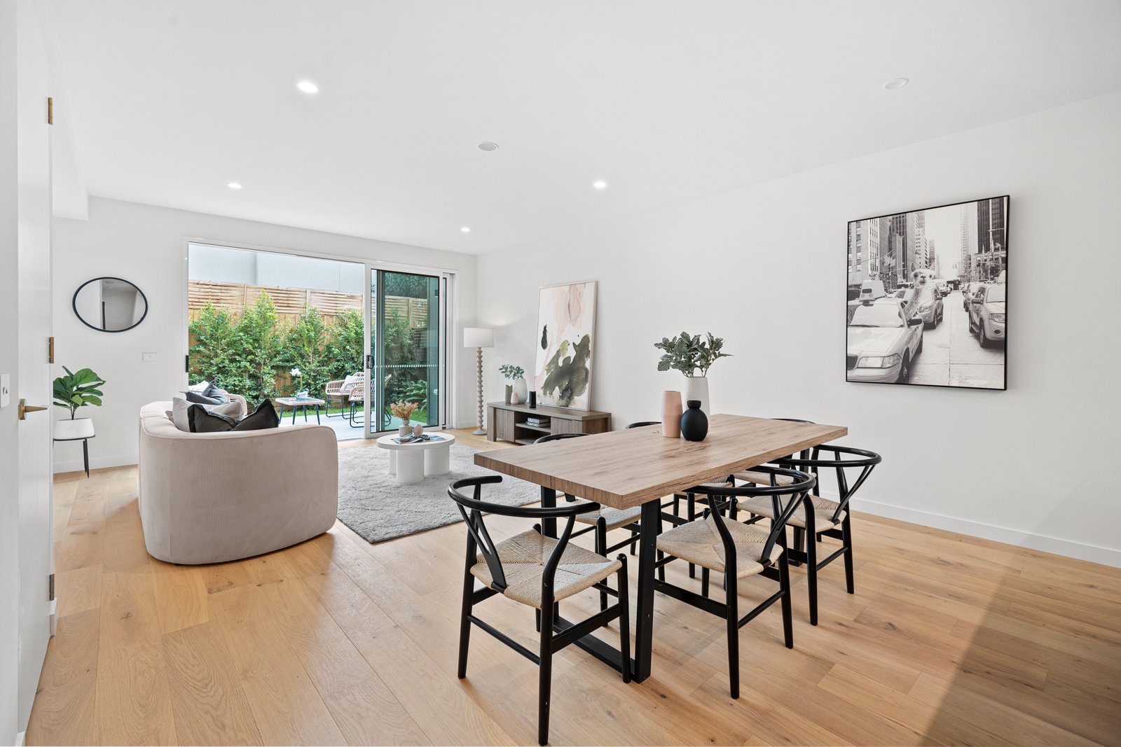 Gallery: 8/181 East Boundary Road
