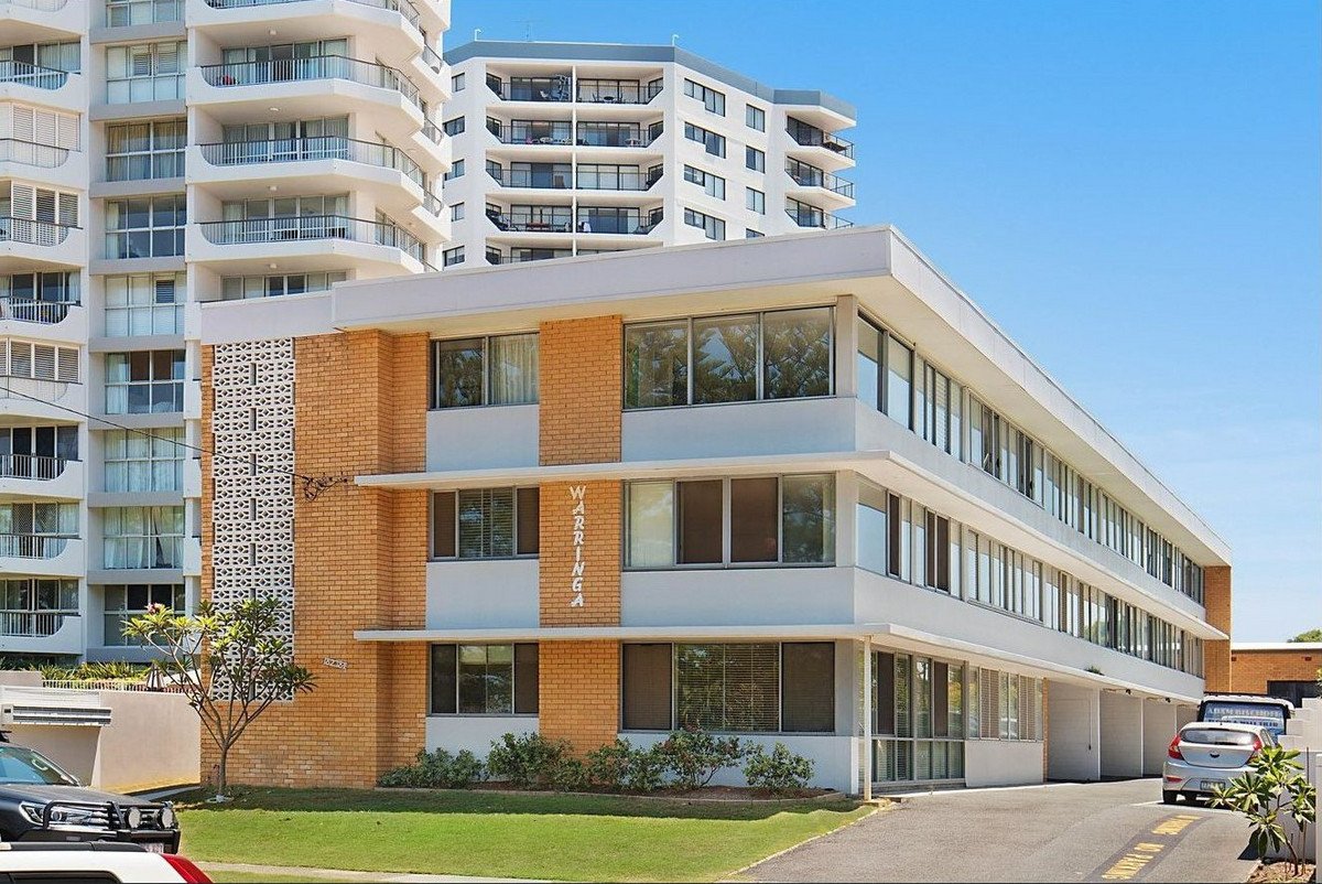 8/182 The Esplanade Burleigh Heads 5