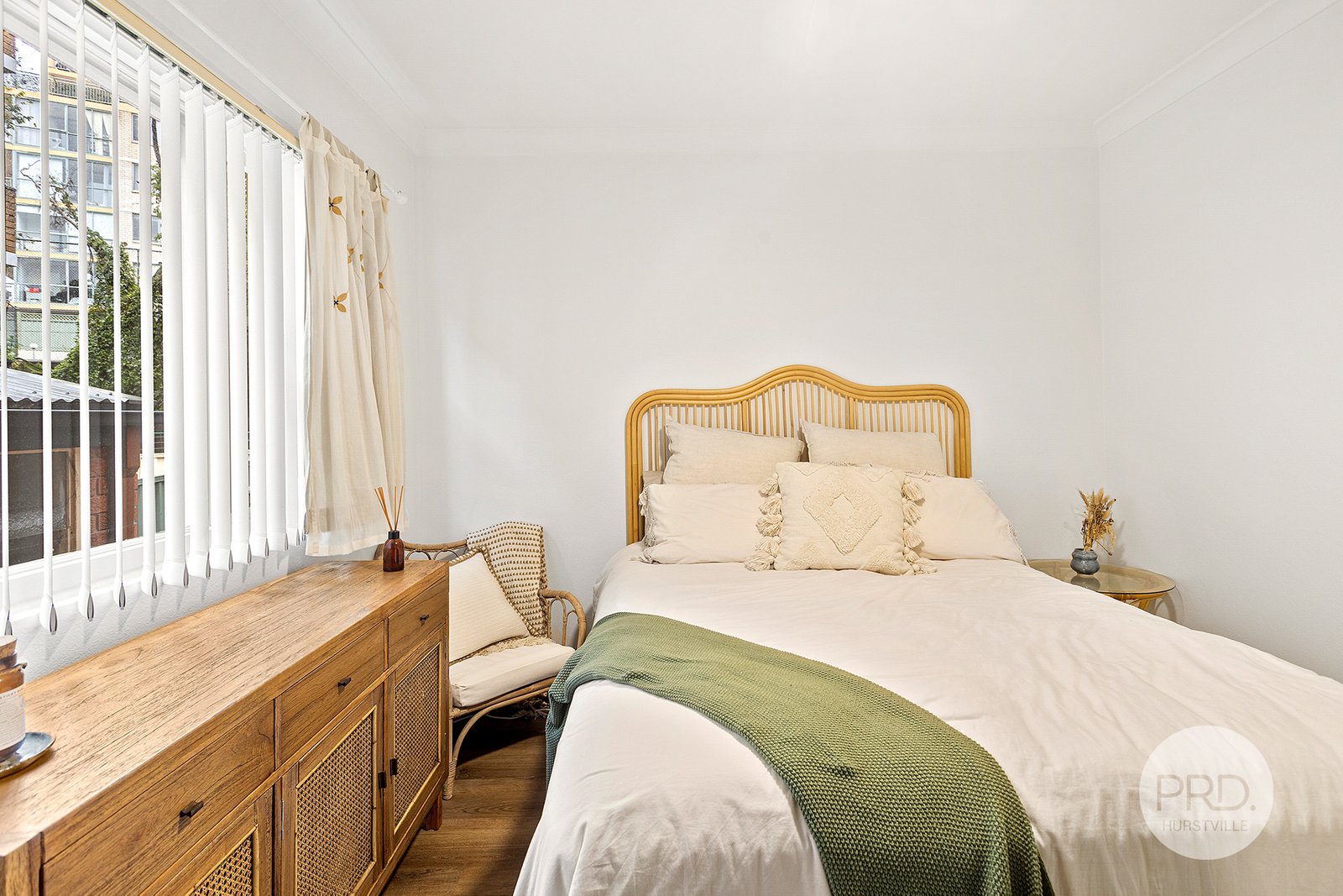 8/19 Gloucester Road HURSTVILLE 4