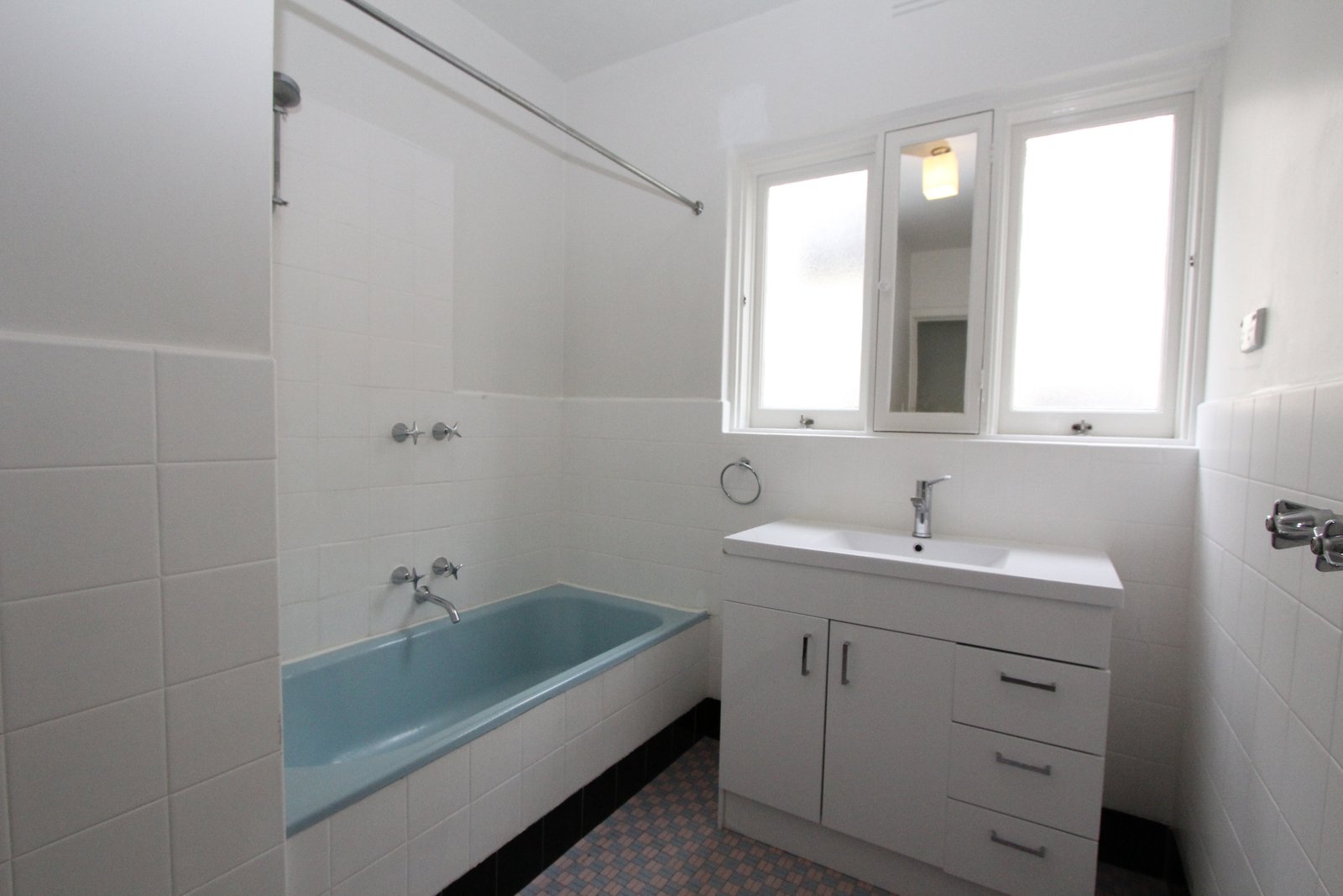 Real Estate and Property in 8/191 Brighton Road, Elwood, VIC