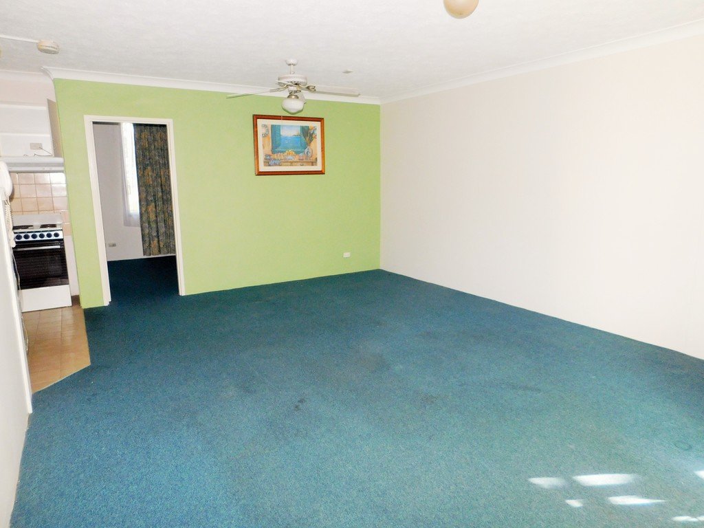 8/1917 Gold Coast Highway BURLEIGH HEADS 2