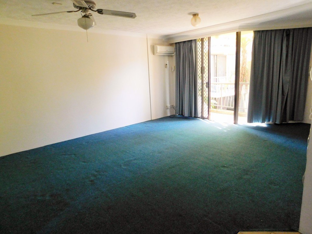 8/1917 Gold Coast Highway BURLEIGH HEADS 7