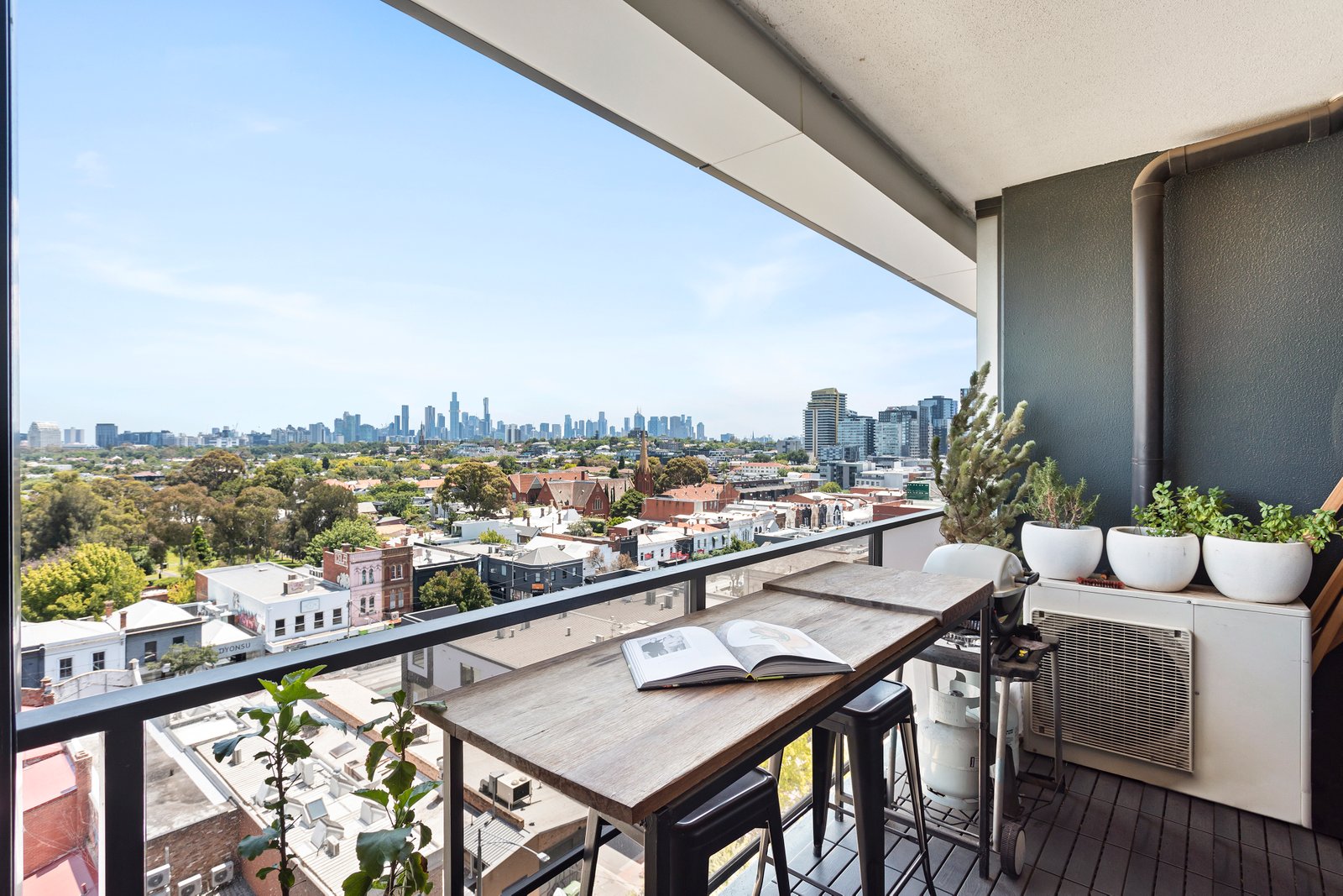 Real Estate and Property in 819/32 Bray Street, South Yarra, VIC