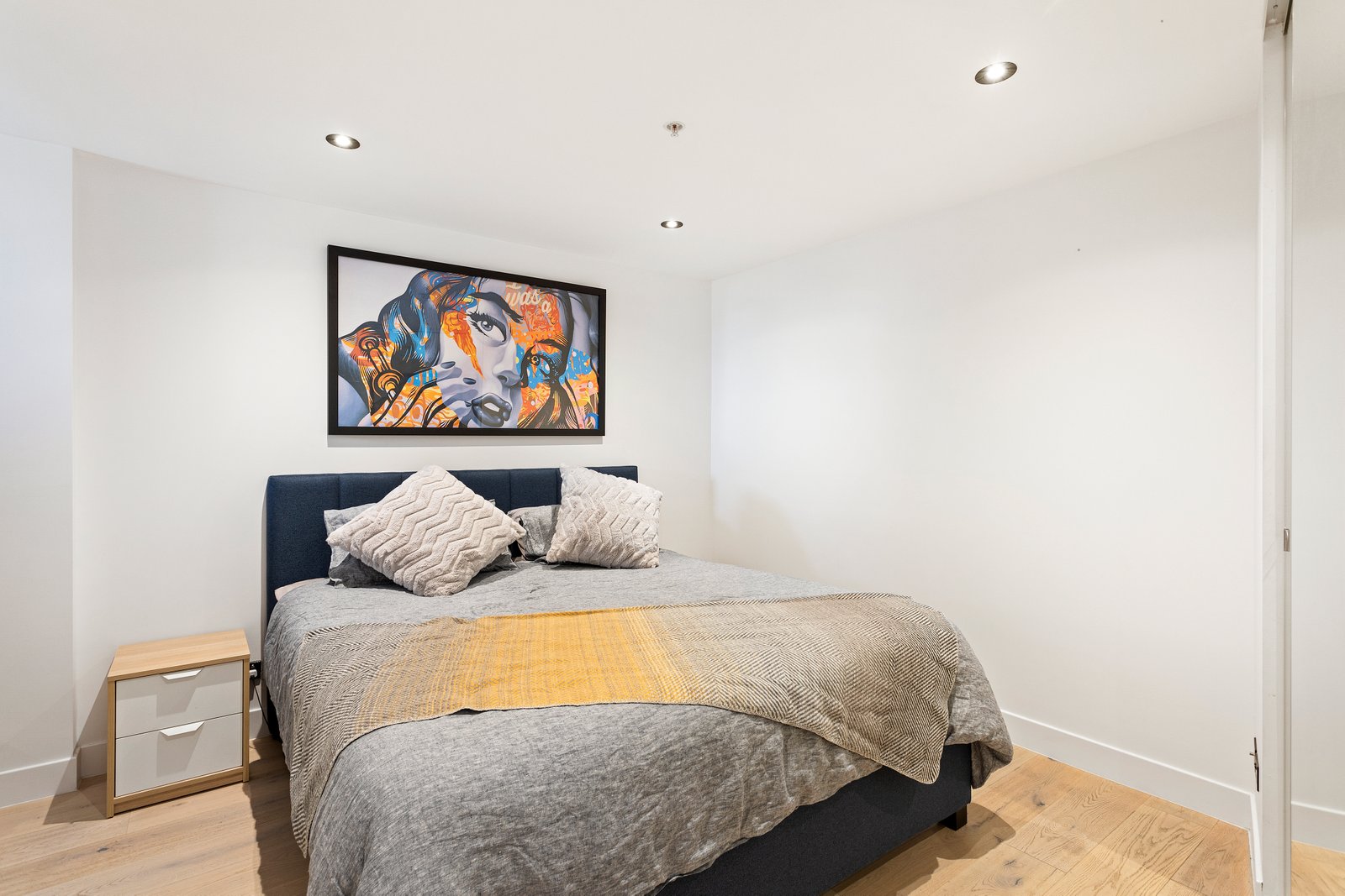 Real Estate and Property in 819/32 Bray Street, South Yarra, VIC