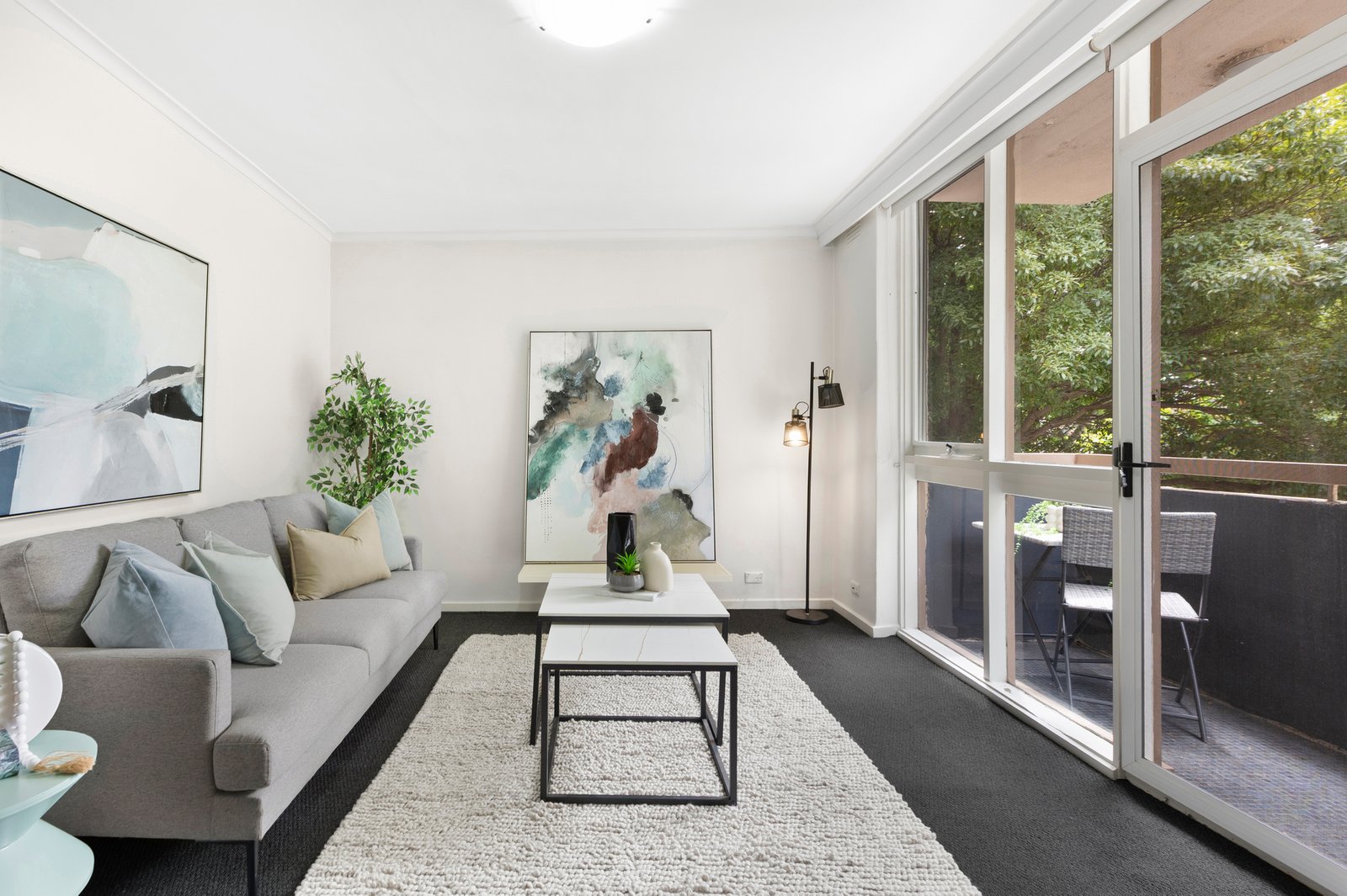Gallery: 8/199 Hotham Street