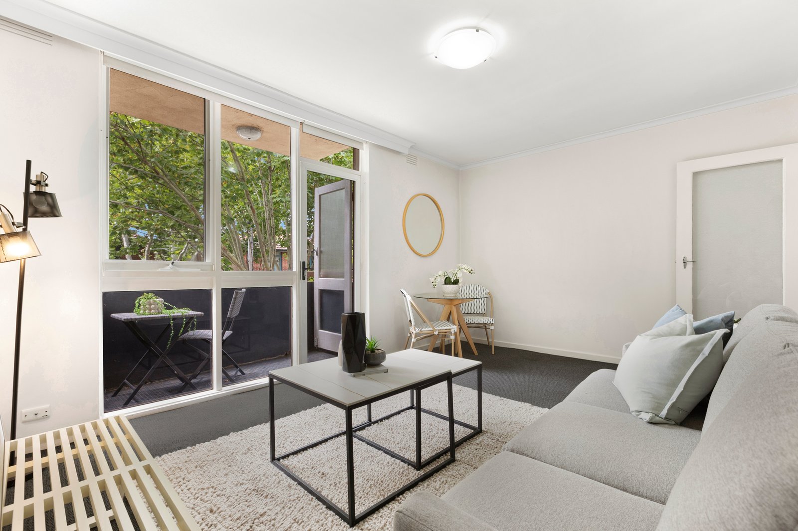 Gallery: 8/199 Hotham Street