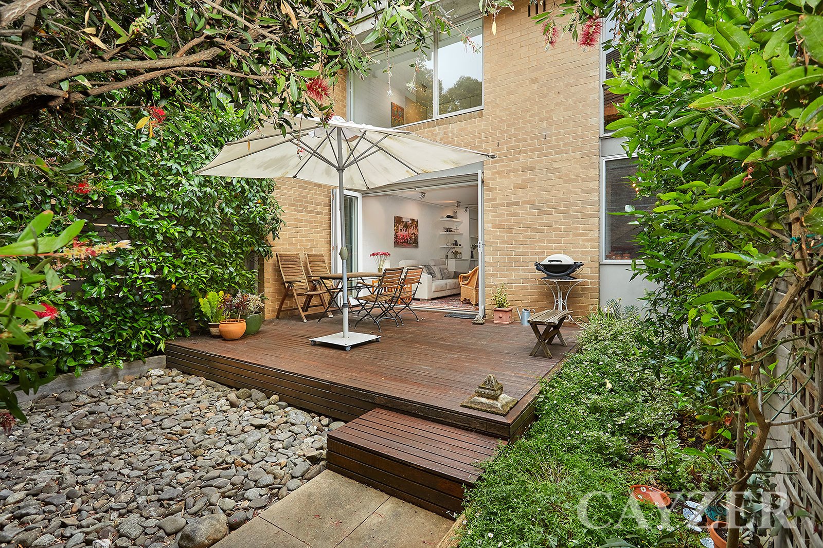 Gallery: 81A Park Street
