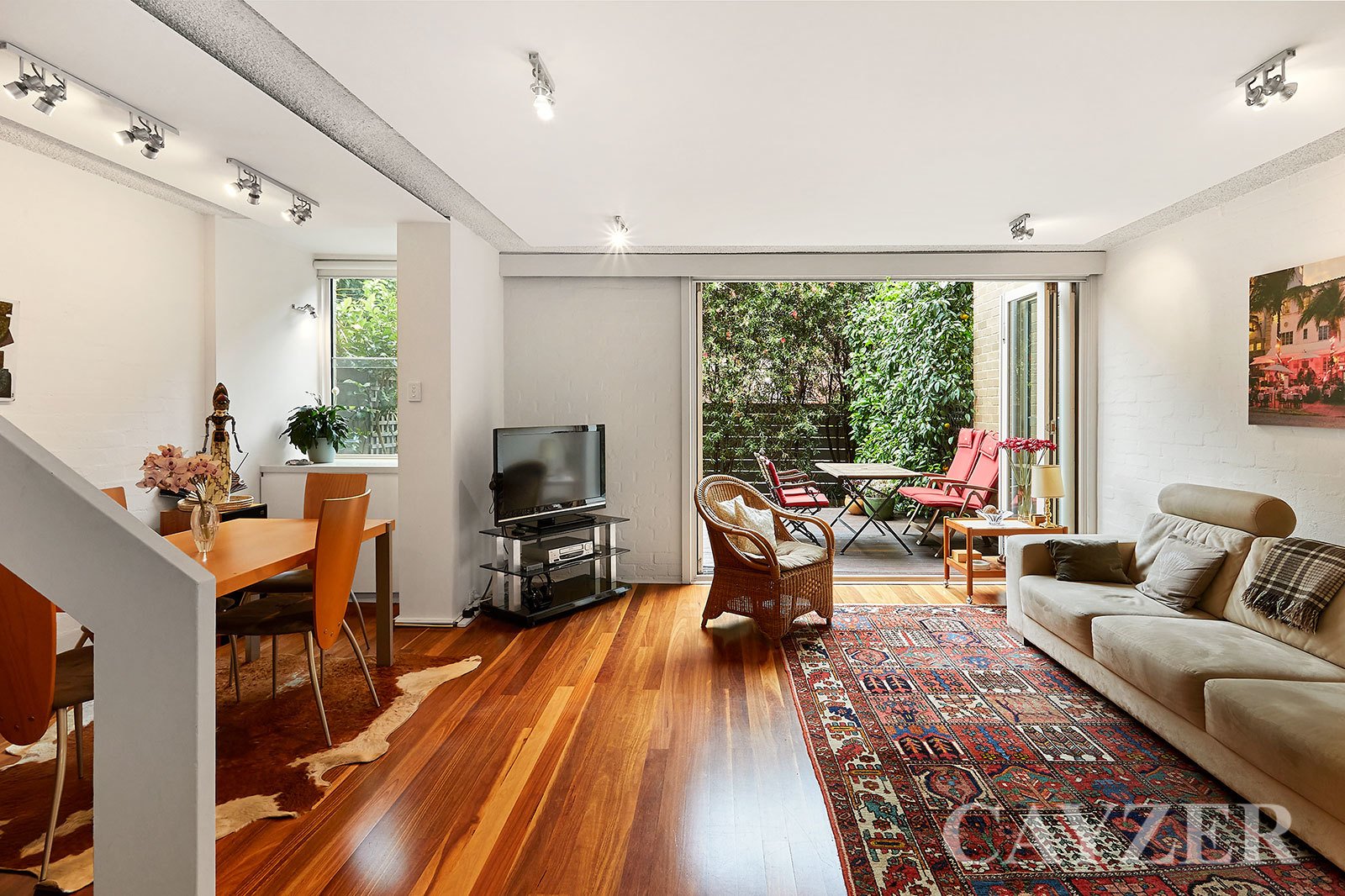 Gallery: 81A Park Street