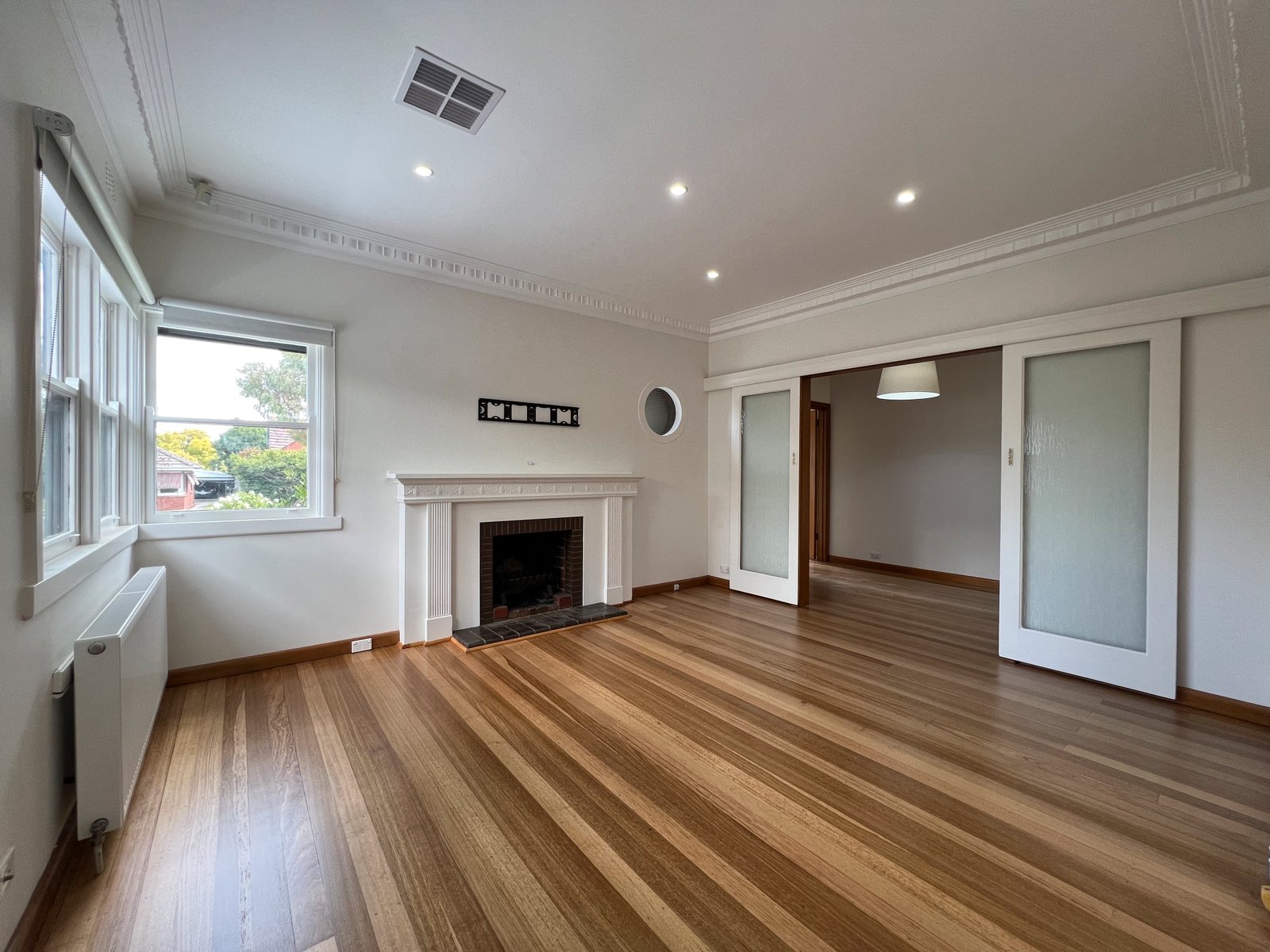 Gallery: 82 Alma Street