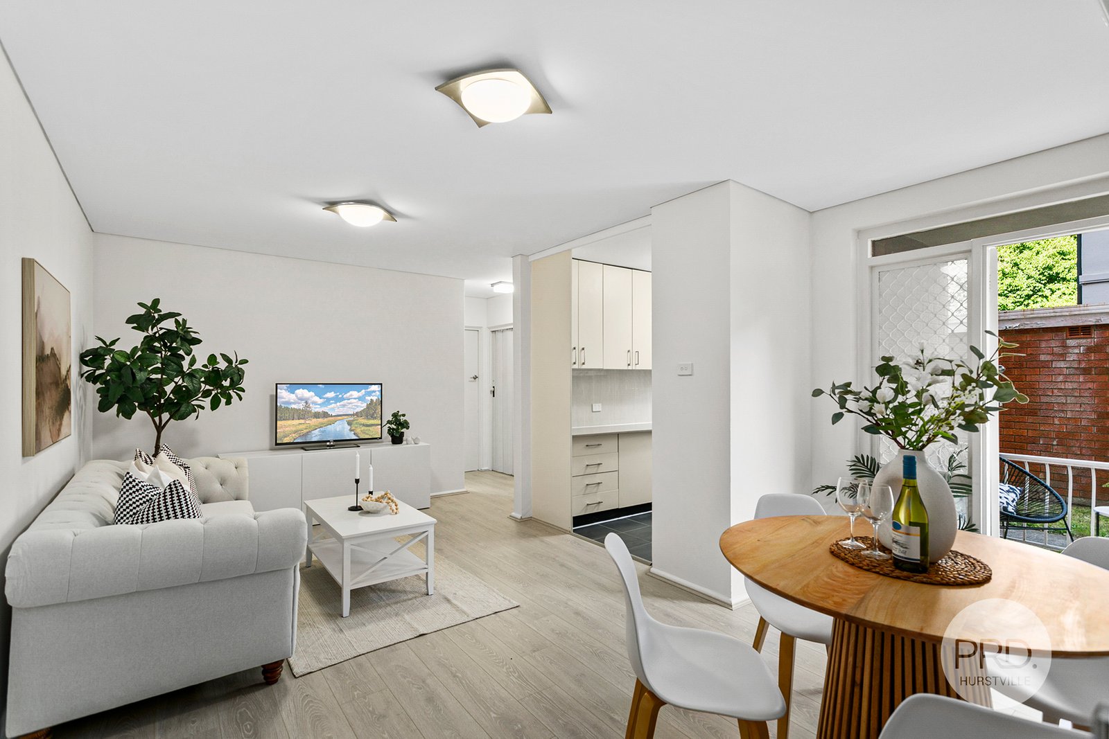 8/2 Blake Street KOGARAH 1