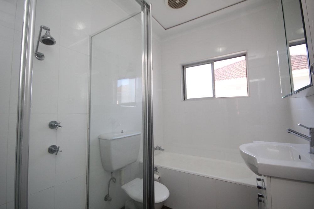 82 Canonbury Grove BEXLEY NORTH 6