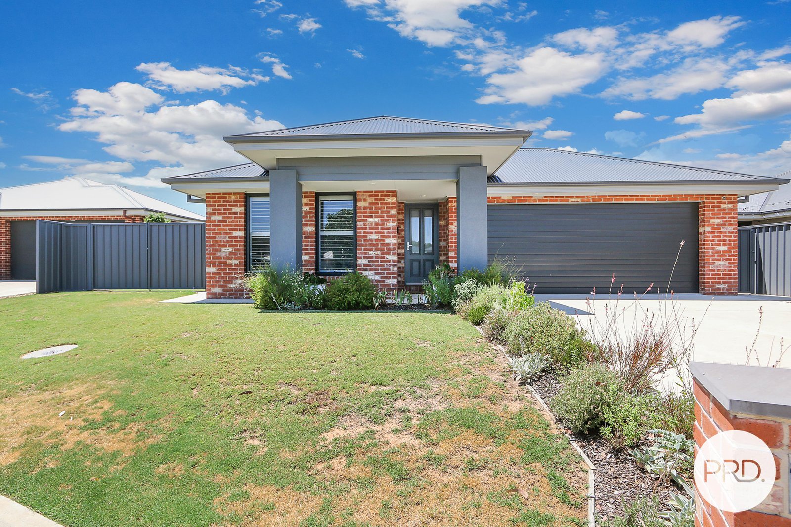 82 Cardiff Drive THURGOONA 1