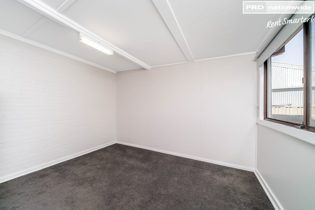 82 Chaston Street WAGGA WAGGA 8