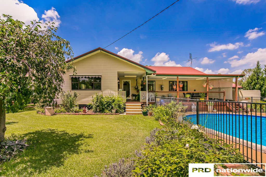 82 Duncan Street WOOLOMIN 4