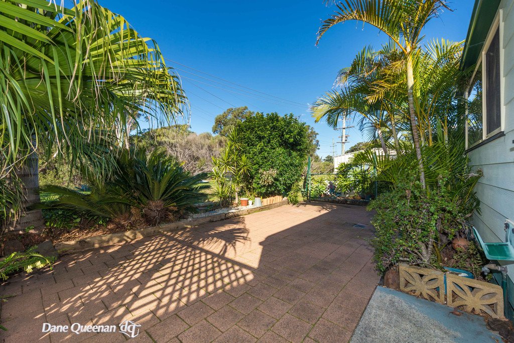 8/2 Frost Road ANNA BAY 15