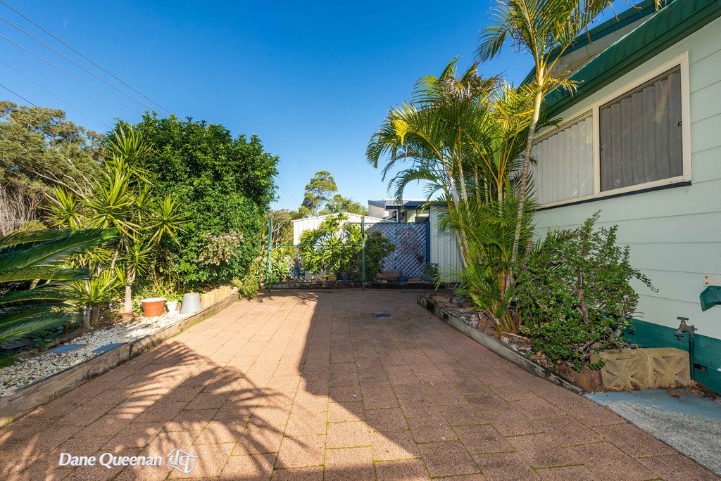 8/2 Frost Road ANNA BAY 16