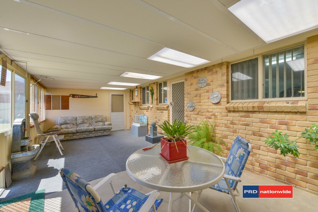 82 Glengarvin Drive TAMWORTH 7