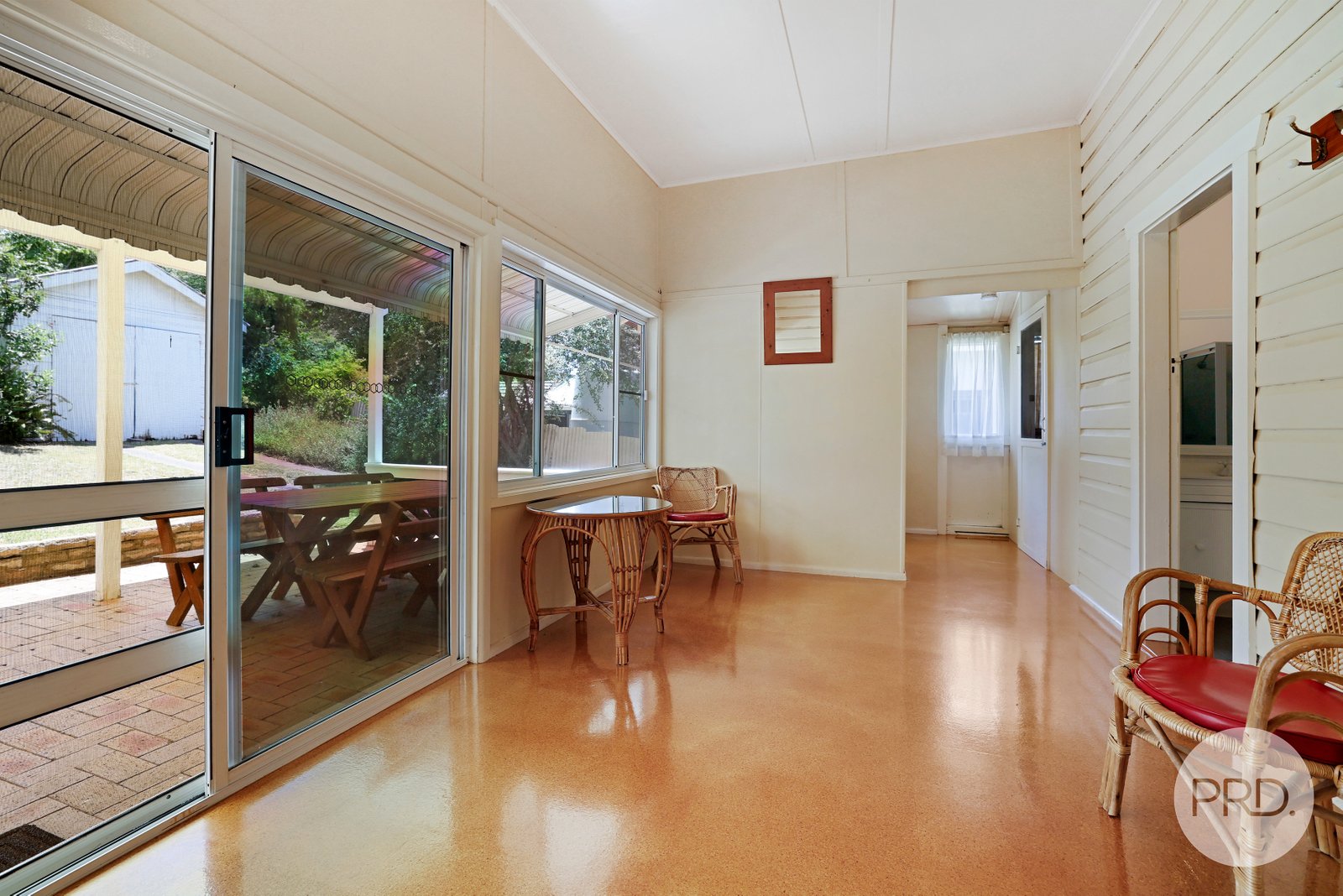 82 Hill Street QUIRINDI 8