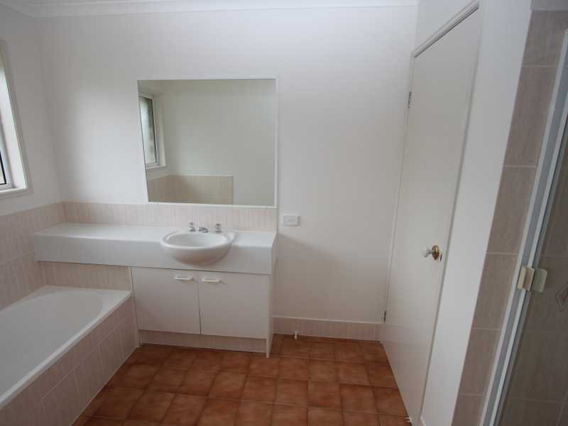 82 Kingarry Circuit MERRIMAC 7