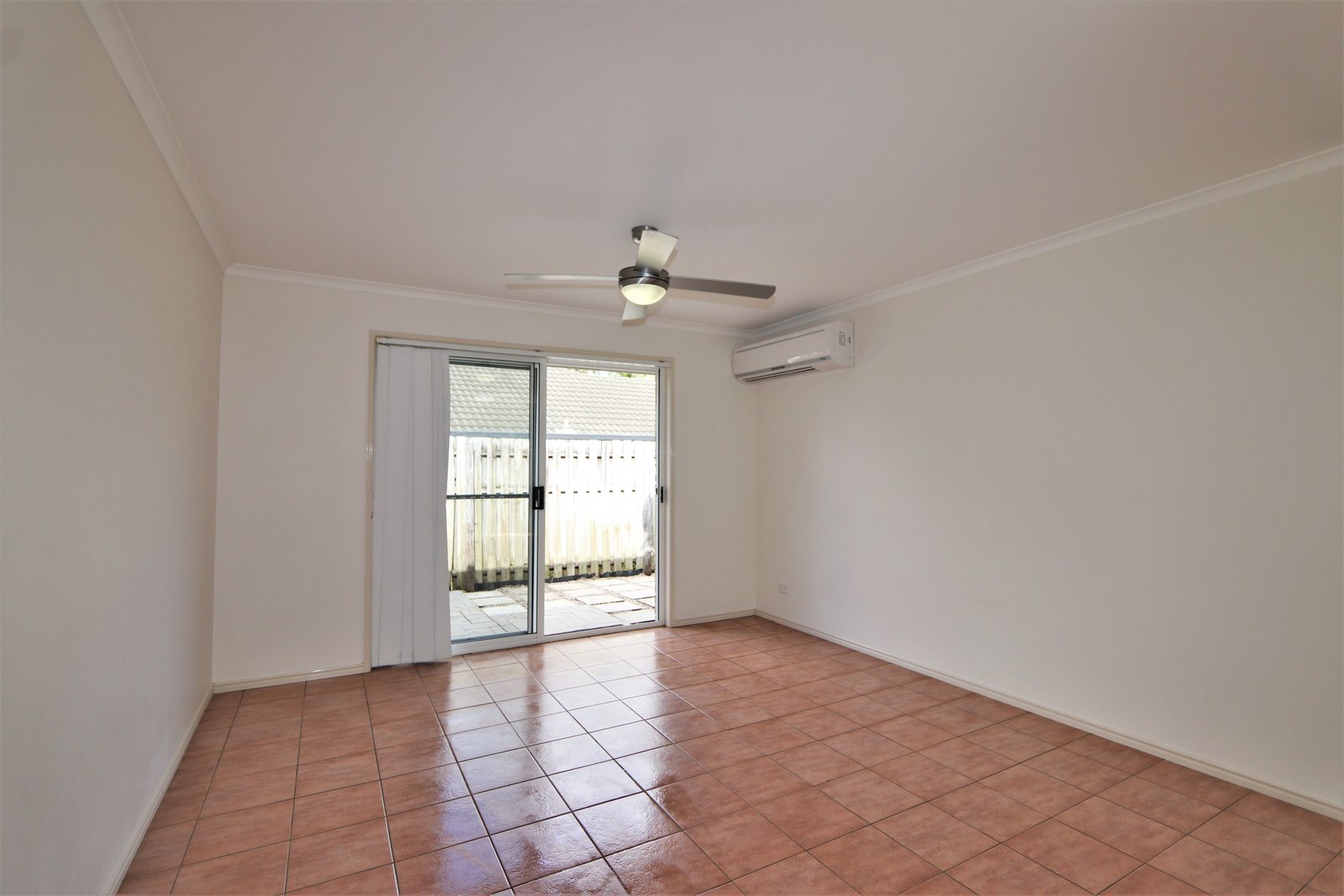 82 Kingarry Circuit MERRIMAC 7