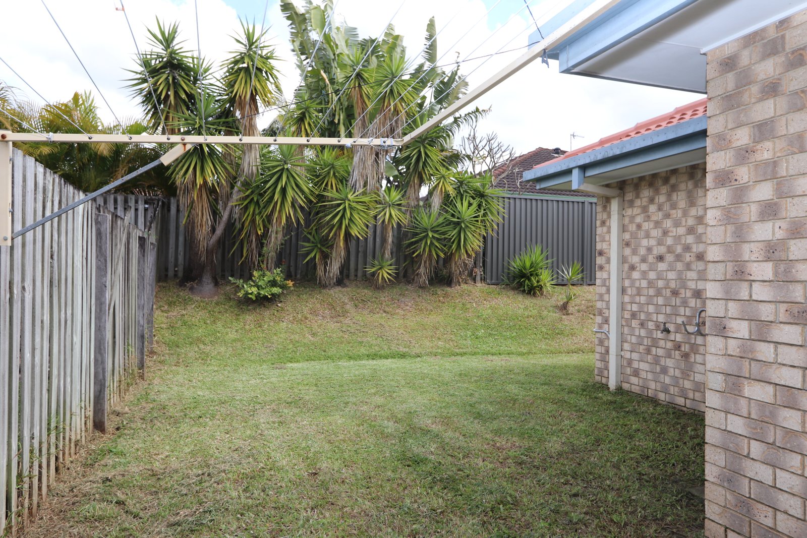 82 Kingarry Circuit MERRIMAC 16