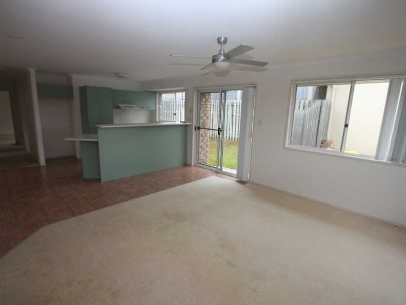 82 Kingarry Circuit MERRIMAC 4