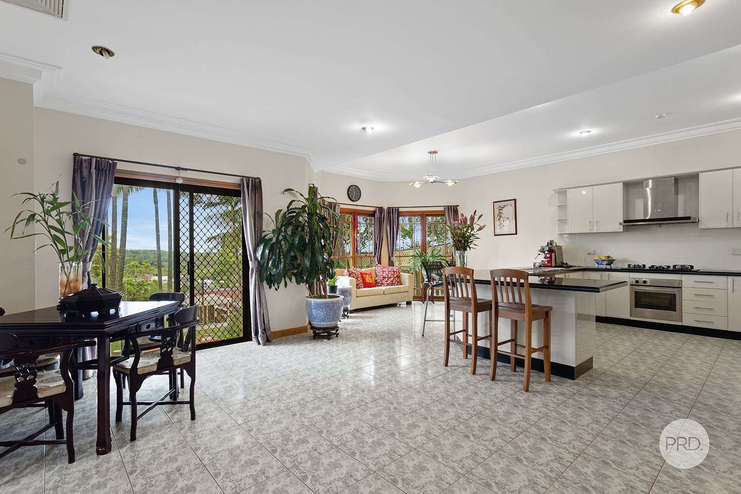 82 Lugarno Parade LUGARNO 5