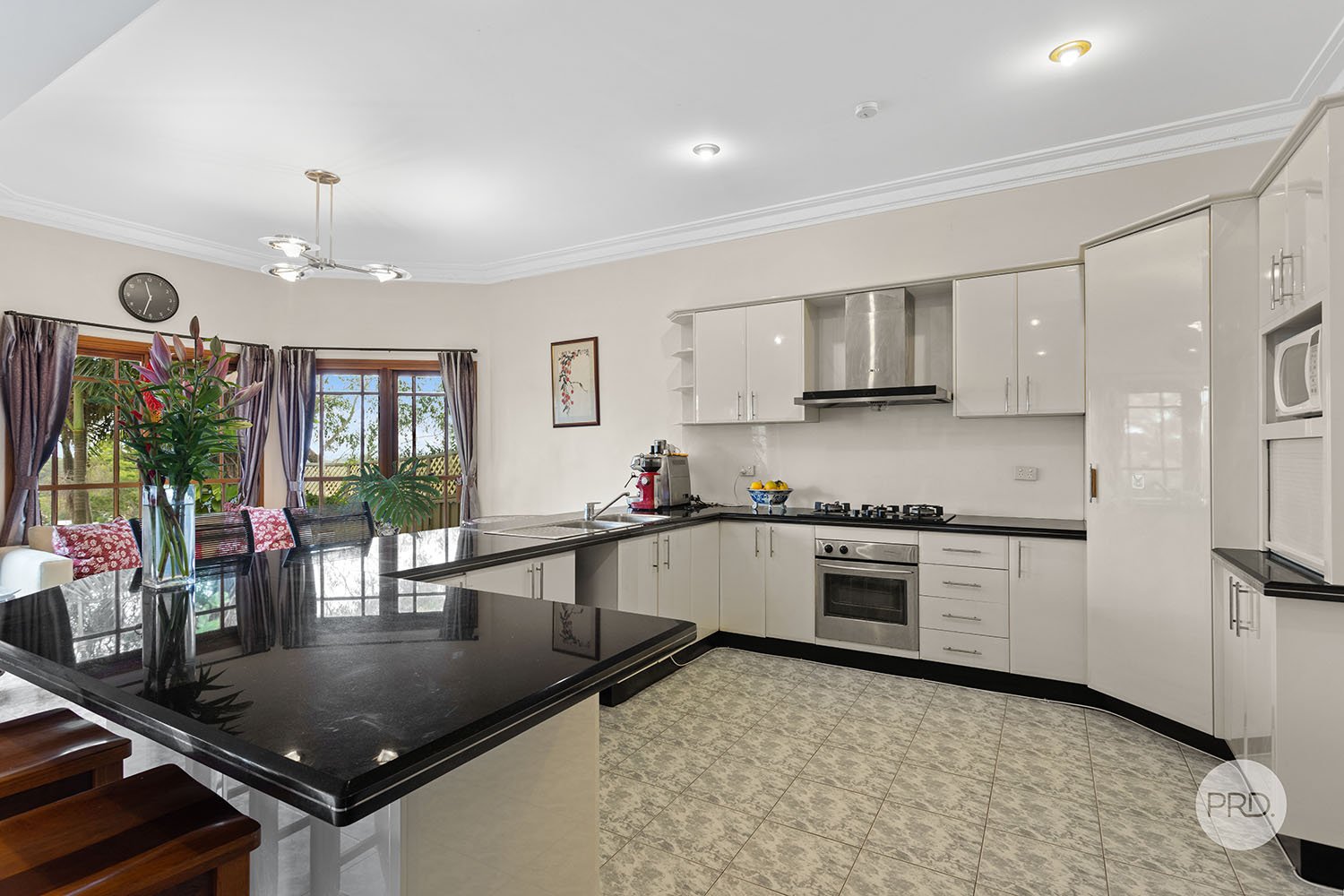 82 Lugarno Parade LUGARNO 6