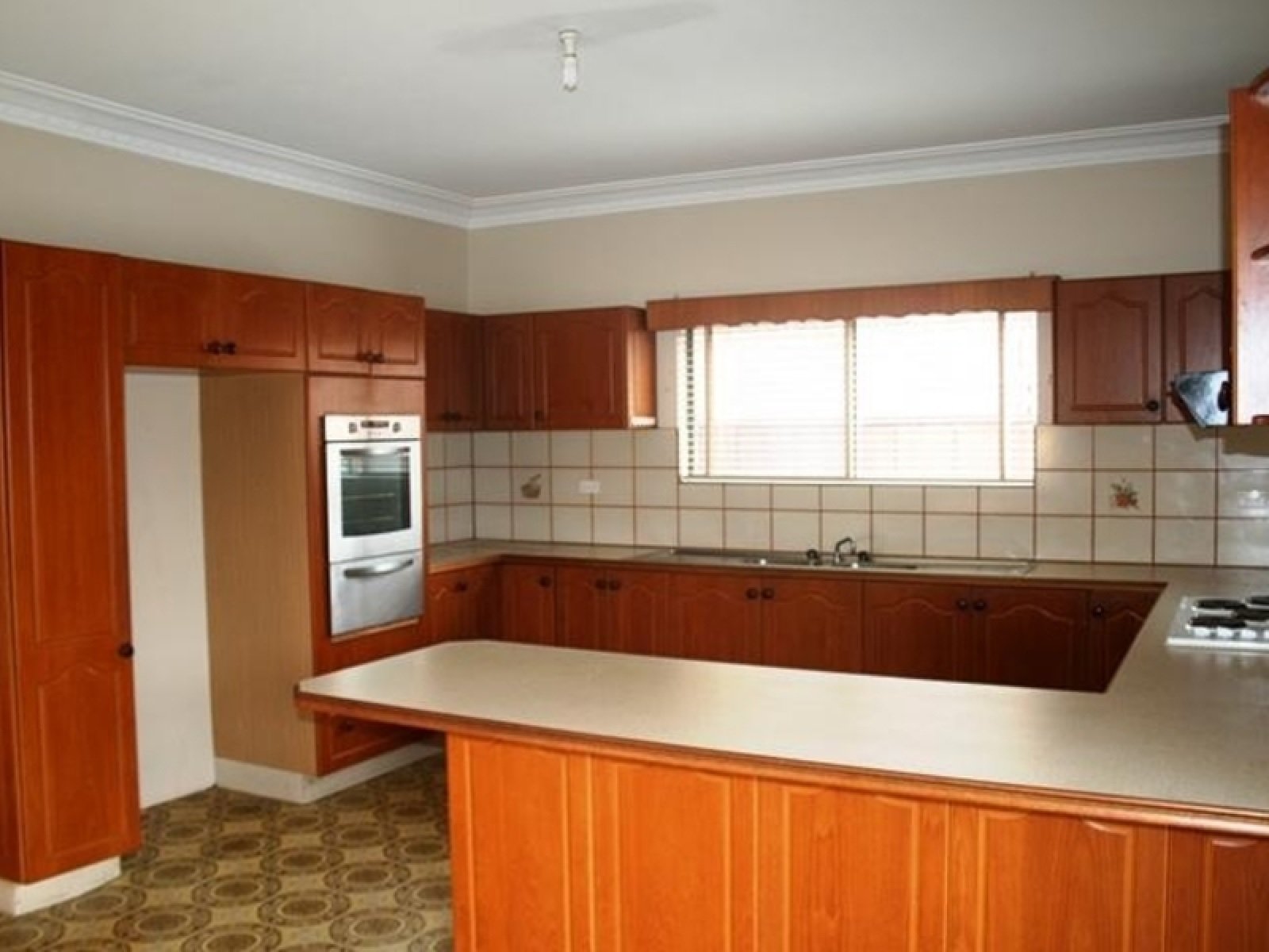 82 Mill Street CARLTON 3