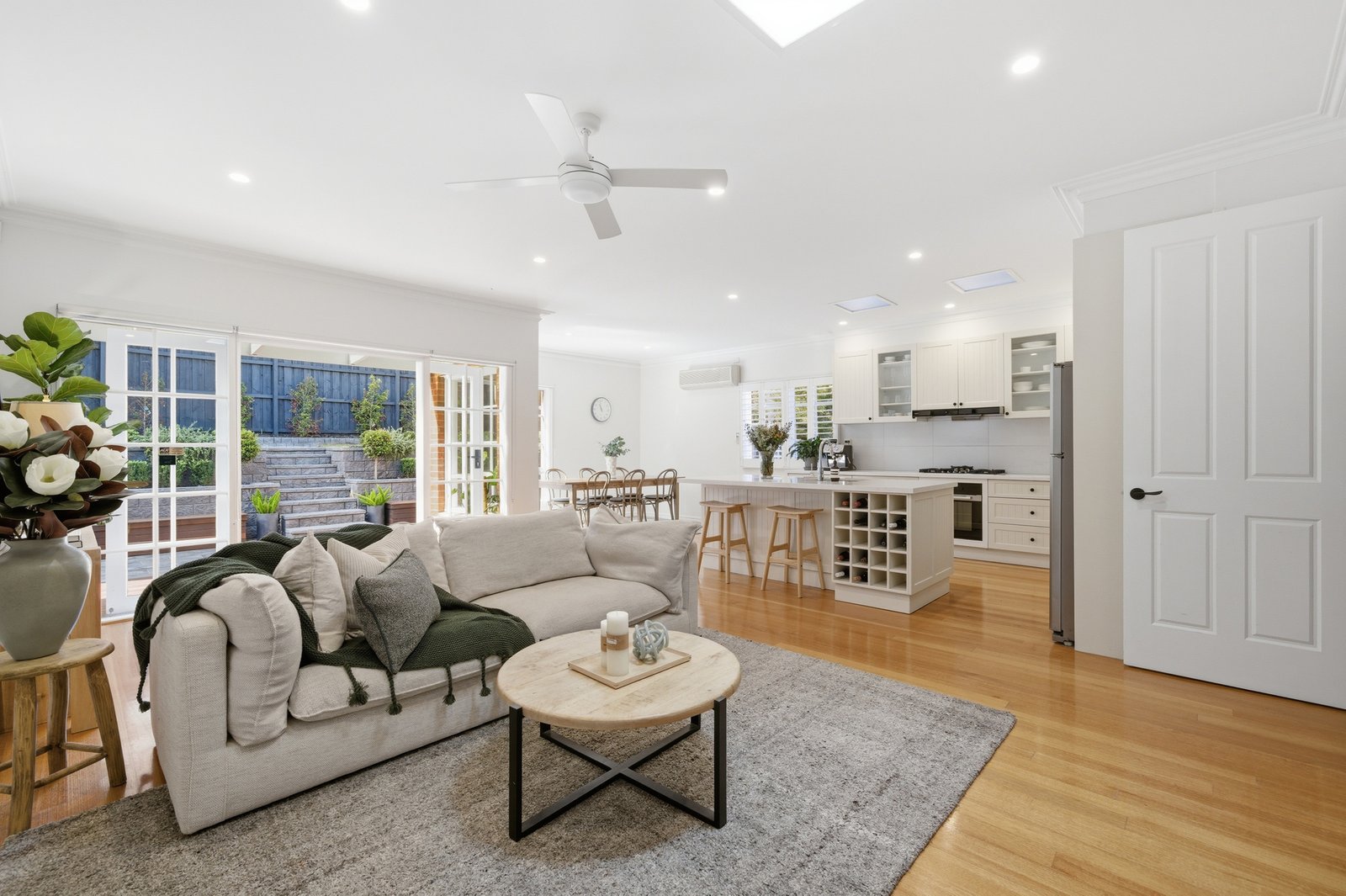 Gallery: 82 Murray Drive