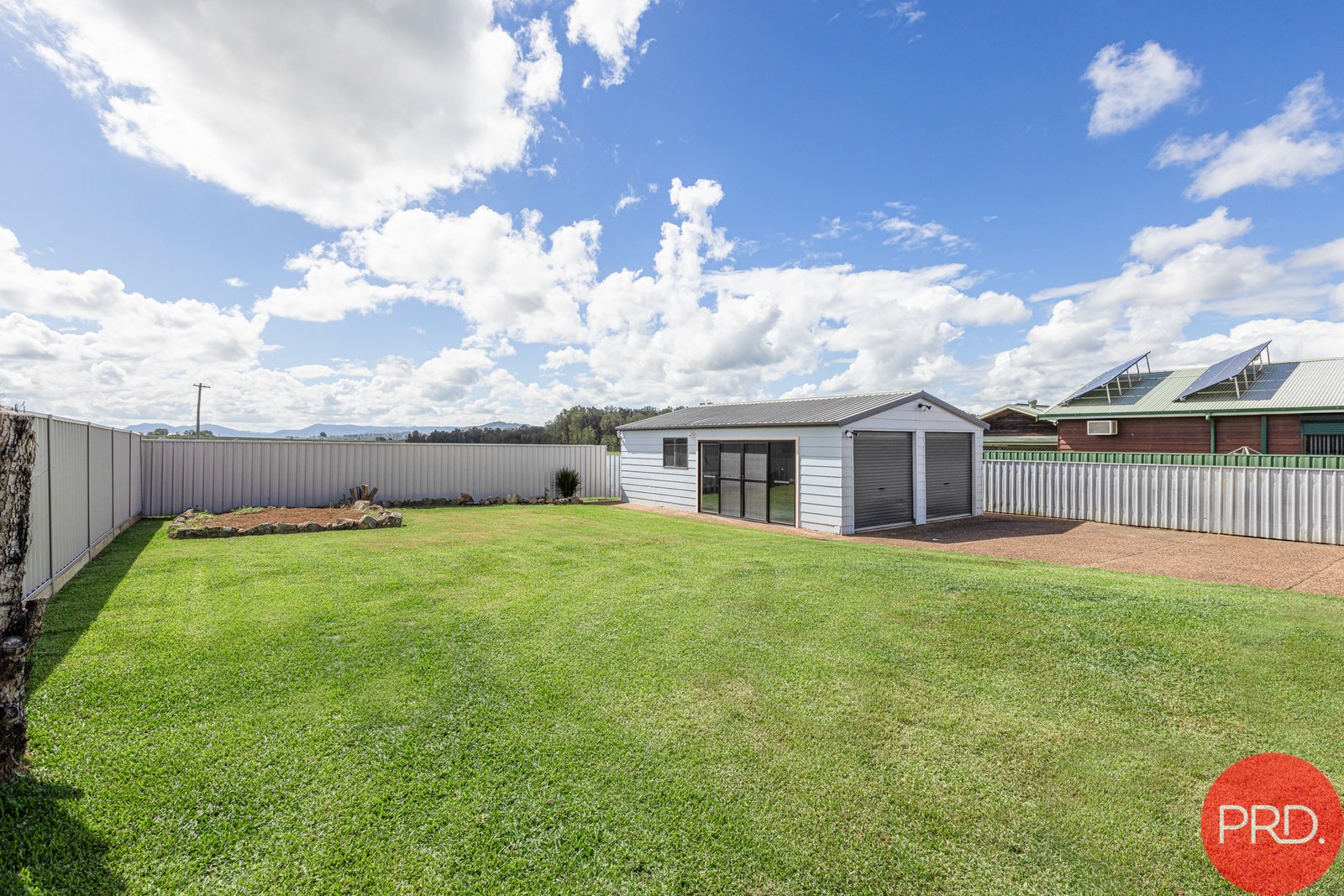 82 New England Highway LOCHINVAR 4